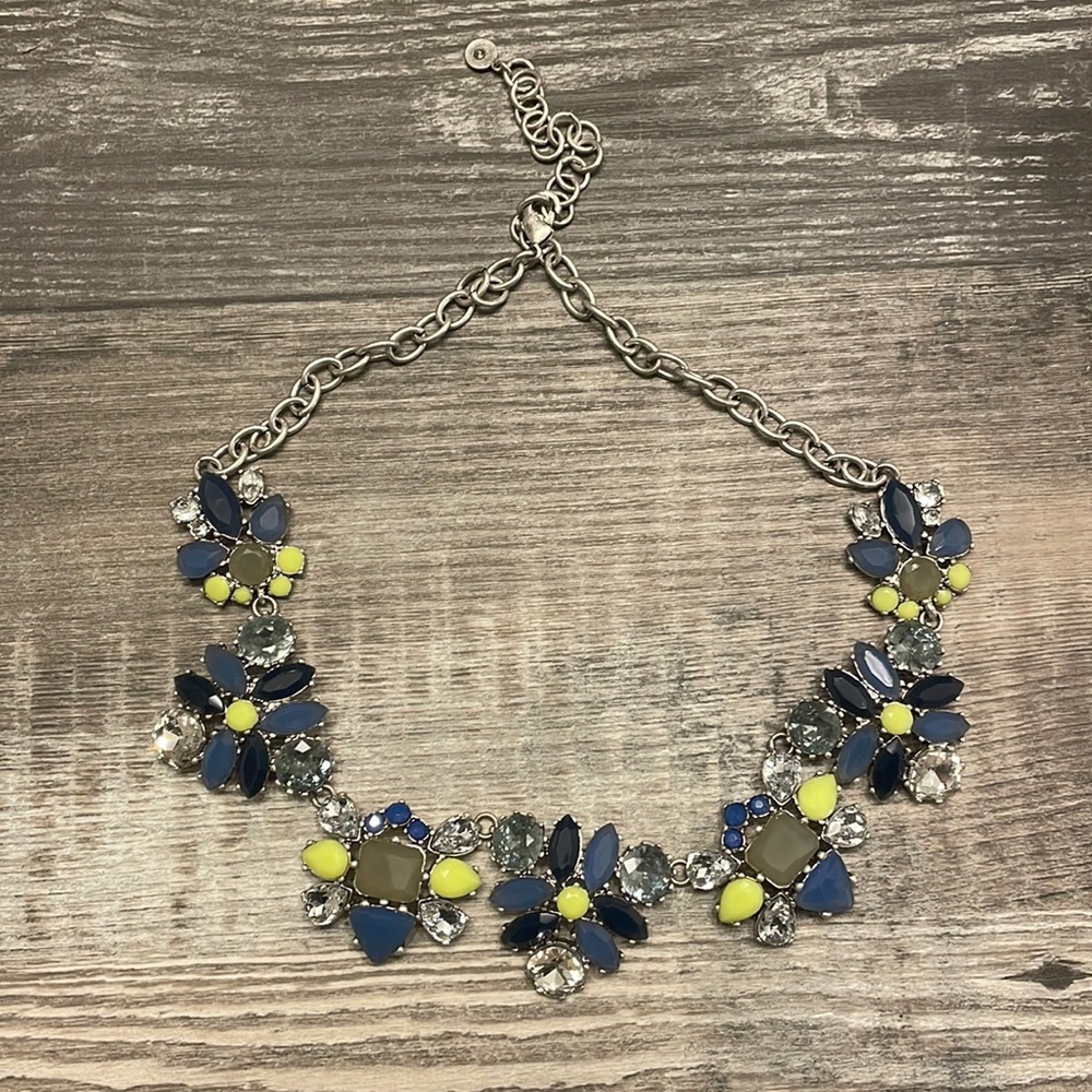 Stella and dot necklace